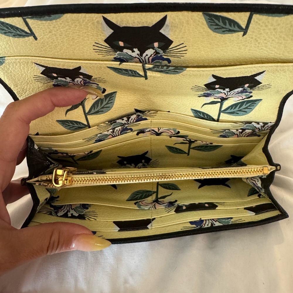 Mui Mui black leather special edition cat long wallet - Picture 6 of 11